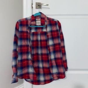 AMERICAN EAGLE BOYFRIEND FIT FLANNEL